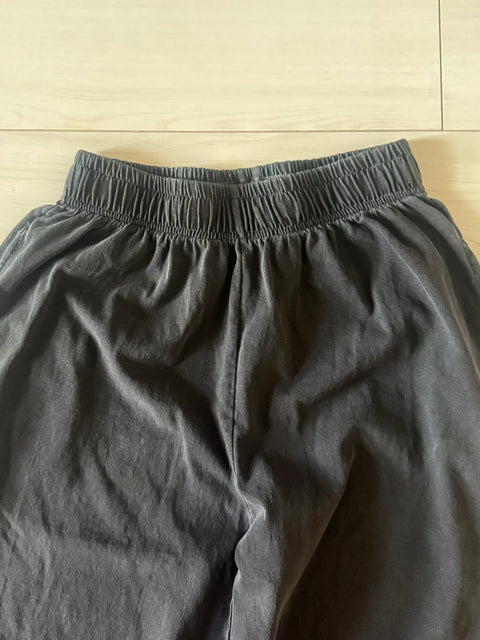ピグメントダイパンツ