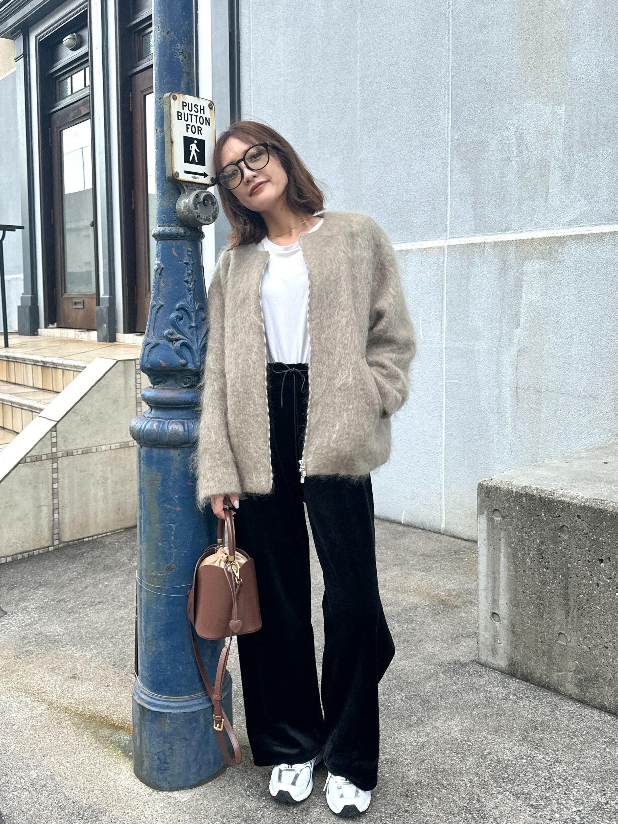 最終入荷・即納】イージーベロアパンツ – TRENDLE